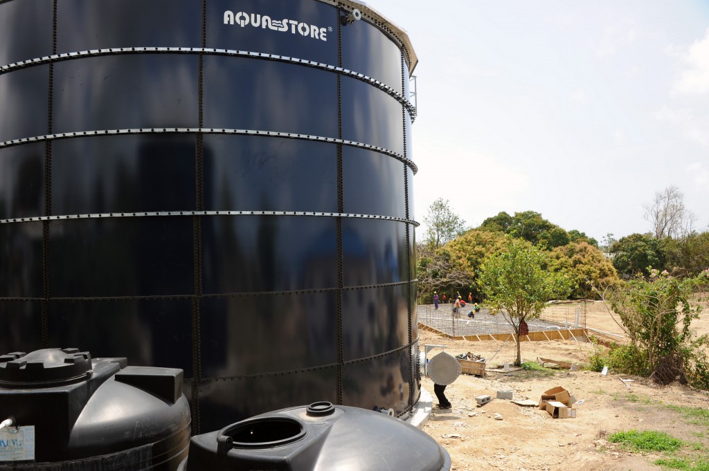New water storage tank at St. Jude hospital in Vieux Fort, Saint Lucia, financed by the CATS programme 